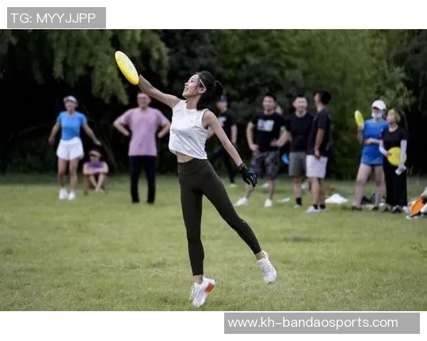 运动深度对话陈秀英探讨飞盘运动的成长与人生哲学 运动深度对话陈秀英探讨飞盘运动的成长与人生哲学
