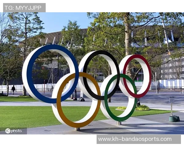 杨娜亲自揭秘排球技巧与训练心得助你提升竞技水平